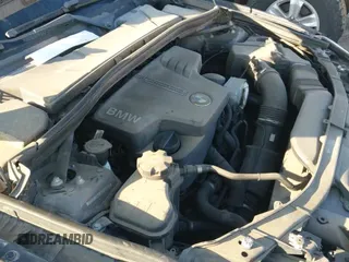 ✅ 2014 BMW X1 sDrive28i • VIN: WBAVM1C56EVW56654 • Lot: 43701383. Wystawiony na IAAI z przebiegiem 157 674 mil. Bezpłatny archiwum sprzedaży aukcyjnych z USA i szczegółowy raport historii pojazdu na DreamBid. Zdjęcie 12.