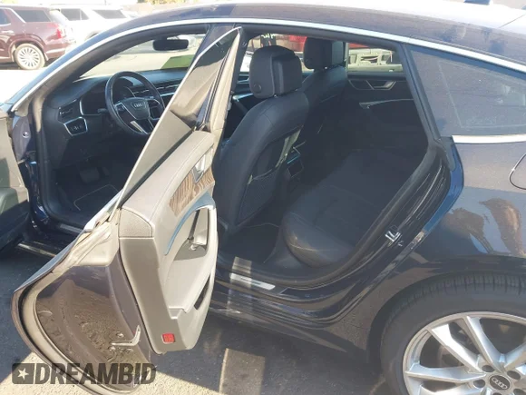 ✅ 2021 Audi A7 Premium Plus • VIN: WAUTPBF26MN020837 • Lot: 45165124. Listed on IAAI with 33,590 mi. Free auction sales archive from the USA and detailed vehicle history report at DreamBid. Image 8.