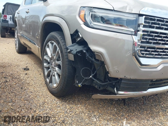 ✅ 2023 GMC Acadia Denali • VIN: 1GKKNPLS7PZ176361 • Lot: 44707869. Wystawiony na IAAI z przebiegiem 54 701 mil. Bezpłatny archiwum sprzedaży aukcyjnych z USA i szczegółowy raport historii pojazdu na DreamBid. Zdjęcie 6.