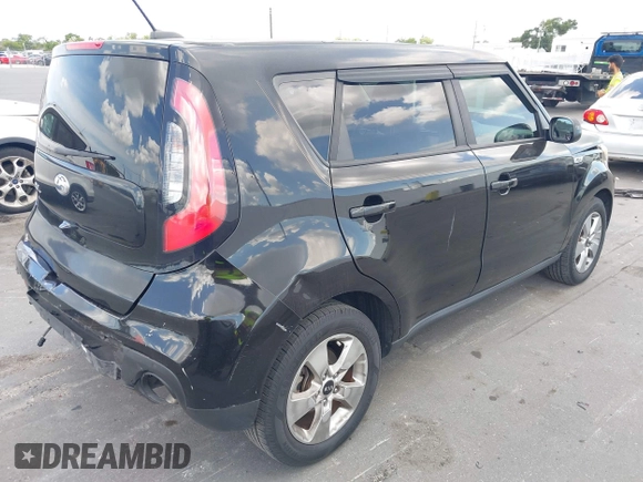 ✅ 2017 Kia Soul • VIN: KNDJN2A2XH7885392 • Лот: 45201002. Опубликован ранее на IAAI с пробегом 79 218 миль. Бесплатный доступ к архиву аукционных продаж из США и подробный отчёт об истории автомобиля на DreamBid. Изображение 4.