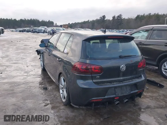 ✅ 2013 Volkswagen Golf R • VIN: WVWPF7AJ9DW003950 • Лот: 44085812. Опубліковано раніше на IAAI з пробігом 101 737 миль. Безкоштовний доступ до архіву аукціонних продажів зі США та докладний звіт про історію автомобіля на DreamBid. Зображення 3.
