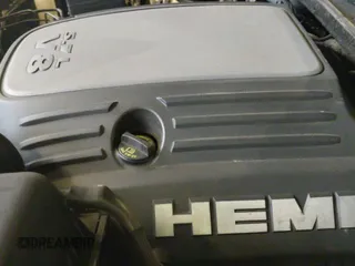 ✅ 2013 Chrysler 300 C • VIN: 2C3CCAET9DH577788 • Lot: 43437088. Listed on IAAI with 107,497 mi. Free auction sales archive from the USA and detailed vehicle history report at DreamBid. Image 19.