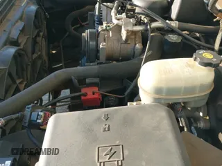 ✅ 2006 Chevrolet Silverado 1500 Work Truck • VIN: 3GCEC14X76G218791 • Lot: 43416765. Listed on IAAI with 352,074 mi. Free auction sales archive from the USA and detailed vehicle history report at DreamBid. Image 14.