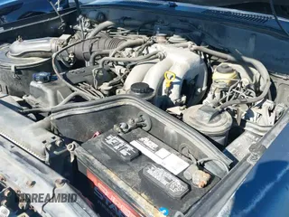 ✅ 1996 Toyota Land Cruiser • VIN: JT3HJ85J4T0138939 • Lot: 42852334. Wystawiony na IAAI z przebiegiem 156 874 mil. Bezpłatny archiwum sprzedaży aukcyjnych z USA i szczegółowy raport historii pojazdu na DreamBid. Zdjęcie 20.