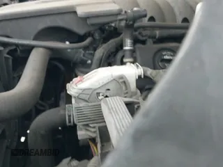 ✅ 2015 GMC Yukon XL SLT • VIN: 1GKS1HKC2FR251672 • Lot: 42152312. Listed on IAAI with 232,736 mi. Free auction sales archive from the USA and detailed vehicle history report at DreamBid. Image 19.