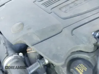 ✅ 2017 Jaguar F-Pace 35t Premium • VIN: SADCJ2BV4HA883724 • Lot: 42774620. Wystawiony na IAAI z przebiegiem 95 794 mil. Bezpłatny archiwum sprzedaży aukcyjnych z USA i szczegółowy raport historii pojazdu na DreamBid. Zdjęcie 20.