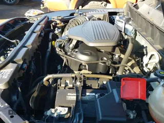 ✅ 2018 GMC Acadia SLE • VIN: 1GKKNLLS6JZ185715 • Lot: 41203608. Wystawiony na IAAI z przebiegiem 106 913 mil. Bezpłatny archiwum sprzedaży aukcyjnych z USA i szczegółowy raport historii pojazdu na DreamBid. Zdjęcie 19.