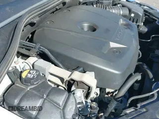 ✅ 2017 Volvo S60 T6 Drive-E R-Design Platinum • VIN: YV149MTS8H2432907 • Lot: 43322445. Wystawiony na IAAI z przebiegiem 68 373 mil. Bezpłatny archiwum sprzedaży aukcyjnych z USA i szczegółowy raport historii pojazdu na DreamBid. Zdjęcie 19.