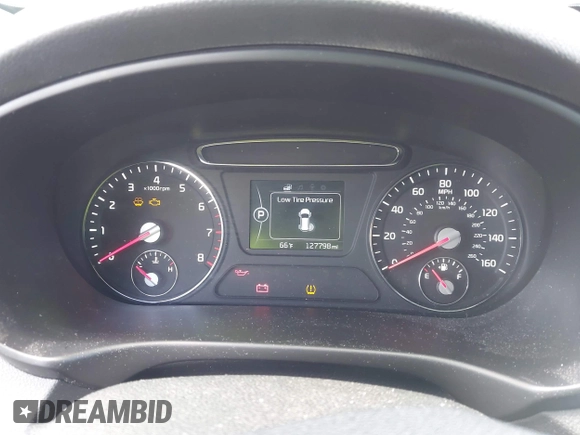 ✅ 2016 Kia Sorento LX • VIN: 5XYPGDA35GG144285 • Lot: 45072832. Wystawiony na IAAI z przebiegiem 127 798 mil. Bezpłatny archiwum sprzedaży aukcyjnych z USA i szczegółowy raport historii pojazdu na DreamBid. Zdjęcie 7.