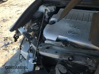 ✅ 2018 Lexus ES 350 • VIN: 58ABK1GG4JU101326 • Lot: 90657245. Wystawiony na Copart z przebiegiem 87 788 mil. Bezpłatny archiwum sprzedaży aukcyjnych z USA i szczegółowy raport historii pojazdu na DreamBid. Zdjęcie 14.