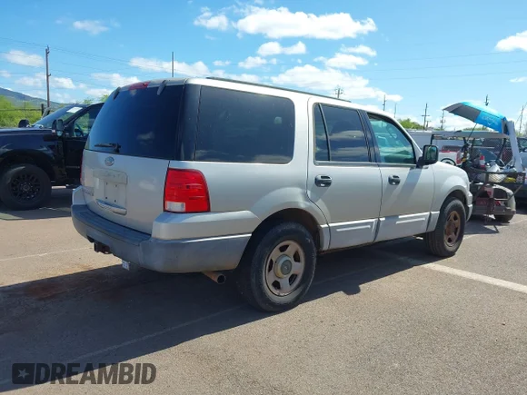 ✅ 2004 Ford Expedition XLS • VIN: 1FMRU13W84LB90972 • Lot: 44938015. Listed on IAAI with 65,291 mi. Free auction sales archive from the USA and detailed vehicle history report at DreamBid. Image 4.