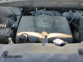 ✅ 2018 Toyota Highlander Limited • VIN: 5TDDZRFH7JS827257 • Lot: 82584435. Wystawiony na Copart z przebiegiem 74 112 mil. Bezpłatny archiwum sprzedaży aukcyjnych z USA i szczegółowy raport historii pojazdu na DreamBid. Zdjęcie 14.