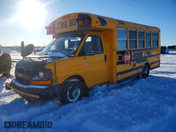 ✅ 2011 CHEV EXPRESS EXPRESS CUTAWAY • VIN: 1GB3G3BG0B1170283 • Lot: 52001356. Wystawiony na Copart z przebiegiem 287 636 mil. Bezpłatny archiwum sprzedaży aukcyjnych z USA i szczegółowy raport historii pojazdu na DreamBid. Zdjęcie 1.