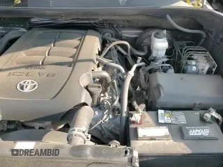 ✅ 2018 Toyota Tundra SR5 • VIN: 5TFDW5F17JX761050 • Lot: 82619315. Listed on Copart with 109,608 mi. Free auction sales archive from the USA and detailed vehicle history report at DreamBid. Image 13.