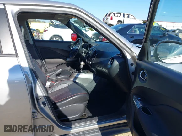 ✅ 2012 Nissan Juke SV • VIN: JN8AF5MR8CT110388 • Lot: 43685187. Listed on IAAI with 128,021 mi. Free auction sales archive from the USA and detailed vehicle history report at DreamBid. Image 5.