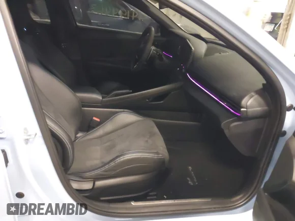 ✅ 2025 Hyundai Elantra • VIN: KMHLW4DK6SU024714 • Lot: 44194463. Wystawiony na IAAI z przebiegiem 30 736 mil. Bezpłatny archiwum sprzedaży aukcyjnych z USA i szczegółowy raport historii pojazdu na DreamBid. Zdjęcie 5.