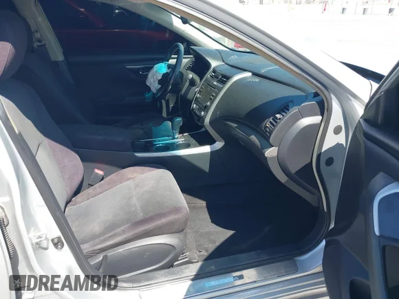 ✅ 2013 Nissan Altima S • VIN: 1N4AL3AP7DN580029 • Лот: 45315569. Опубліковано раніше на IAAI з пробігом 190 392 миль. Безкоштовний доступ до архіву аукціонних продажів зі США та докладний звіт про історію автомобіля на DreamBid. Зображення 5.