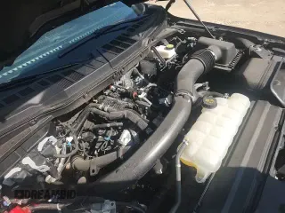 ✅ 2025 Ford F-150 XLT • VIN: 1FTEW3K89SKD69004 • Lot: 69879495. Wystawiony na Copart z przebiegiem 9 599 mil. Bezpłatny archiwum sprzedaży aukcyjnych z USA i szczegółowy raport historii pojazdu na DreamBid. Zdjęcie 13.