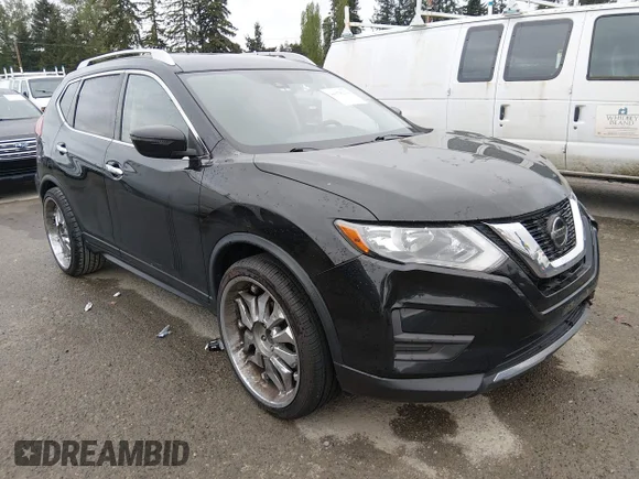 ✅ 2020 Nissan Rogue S • VIN: JN8AT2MT9LW001598 • Lot: 44978274. Wystawiony na IAAI z przebiegiem 141 729 mil. Bezpłatny archiwum sprzedaży aukcyjnych z USA i szczegółowy raport historii pojazdu na DreamBid. Zdjęcie 1.
