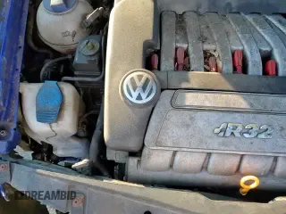 ✅ 2004 Volkswagen R32 • VIN: WVWKG61J74D132122 • Lot: 81585834. Wystawiony na Copart z przebiegiem 153 792 mil. Bezpłatny archiwum sprzedaży aukcyjnych z USA i szczegółowy raport historii pojazdu na DreamBid. Zdjęcie 14.