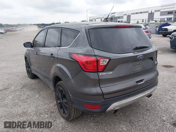✅ 2019 Ford Escape SE • VIN: 1FMCU0GD5KUC52618 • Lot: 45099804. Listed on IAAI with 91,361 mi. Free auction sales archive from the USA and detailed vehicle history report at DreamBid. Image 3.