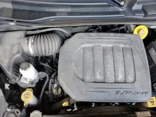 ✅ 2020 Dodge Grand Caravan SXT • VIN: 2C4RDGCG4LR154928 • Лот: 71782845. Опубликован ранее на Copart с пробегом 32 164 миль. Бесплатный доступ к архиву аукционных продаж из США и подробный отчёт об истории автомобиля на DreamBid. Изображение 14.