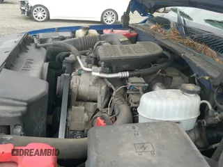 ✅ 2004 GMC Sierra 2500HD SLE • VIN: 1GTHK23204F241503 • Лот: 41950919. Опубликован ранее на IAAI с пробегом 219 420 миль. Бесплатный доступ к архиву аукционных продаж из США и подробный отчёт об истории автомобиля на DreamBid. Изображение 21.