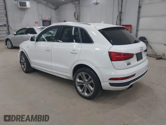 ✅ 2018 Audi Q3 Premium Plus • VIN: WA1JCCFS2JR031165 • Lot: 43115036. Wystawiony na IAAI z przebiegiem 77 239 mil. Bezpłatny archiwum sprzedaży aukcyjnych z USA i szczegółowy raport historii pojazdu na DreamBid. Zdjęcie 3.