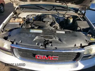 ✅ 2000 GMC Sierra 2500 SLE • VIN: 1GTGK29UXYZ142485 • Lot: 85703064. Wystawiony na Copart z przebiegiem 210 560 mil. Bezpłatny archiwum sprzedaży aukcyjnych z USA i szczegółowy raport historii pojazdu na DreamBid. Zdjęcie 12.