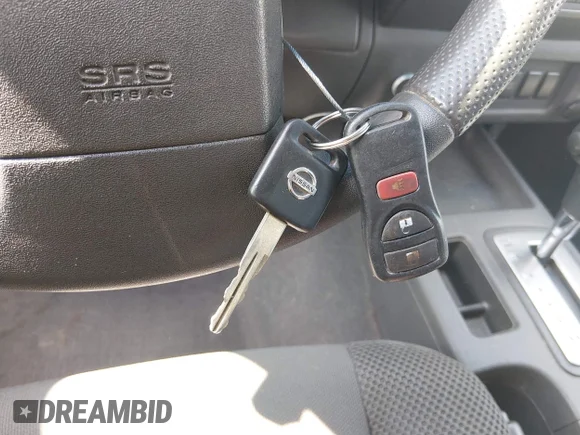 ✅ 2007 Nissan Xterra Off Road • VIN: 5N1AN08W77C547656 • Lot: 45218876. Wystawiony na IAAI z przebiegiem 211 009 mil. Bezpłatny archiwum sprzedaży aukcyjnych z USA i szczegółowy raport historii pojazdu na DreamBid. Zdjęcie 11.