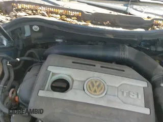 ✅ 2011 Volkswagen CC Lux • VIN: WVWHN7AN0BE709704 • Lot: 43379328. Listed on IAAI with 129,973 mi. Free auction sales archive from the USA and detailed vehicle history report at DreamBid. Image 13.