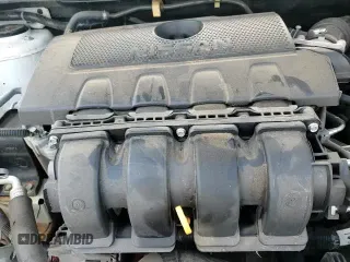 ✅ 2017 Nissan Sentra SR • VIN: 3N1AB7AP7HY393888 • Lot: 68549195. Wystawiony na Copart z przebiegiem 100 171 mil. Bezpłatny archiwum sprzedaży aukcyjnych z USA i szczegółowy raport historii pojazdu na DreamBid. Zdjęcie 15.