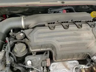 ✅ 2022 Jeep Renegade Altitude • VIN: ZACNJDE12NPN66431 • Лот: 62688485. Опубликован ранее на Copart с пробегом 19 900 миль. Бесплатный доступ к архиву аукционных продаж из США и подробный отчёт об истории автомобиля на DreamBid. Изображение 16.