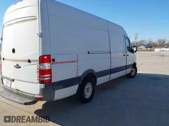 ✅ 2011 Freightliner Sprinter • VIN: WDYPE8CC9B5547993 • Лот: 44321282. Опубликован ранее на IAAI с пробегом 247 663 миль. Бесплатный доступ к архиву аукционных продаж из США и подробный отчёт об истории автомобиля на DreamBid. Изображение 11.