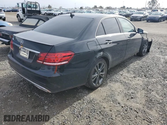 ✅ 2015 Mercedes-Benz E 350 Sport • VIN: WDDHF5KB4FB155327 • Lot: 73668452. Wystawiony na Copart z przebiegiem 73 669 mil. Bezpłatny archiwum sprzedaży aukcyjnych z USA i szczegółowy raport historii pojazdu na DreamBid. Zdjęcie 3.