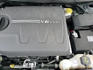 ✅ 2021 Jeep Cherokee 80th Anniversary • VIN: 1C4PJMMX5MD222414 • Lot: 94471705. Listed on Copart with 32,767 mi. Free auction sales archive from the USA and detailed vehicle history report at DreamBid. Image 13.