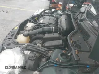 ✅ 2013 MINI Roadster S • VIN: WMWSY3C56DT593570 • Lot: 41417078. Listed on IAAI with 100,866 mi. Free auction sales archive from the USA and detailed vehicle history report at DreamBid. Image 20.