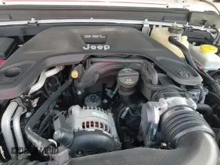 ✅ 2018 Jeep Wrangler Unlimited Sport • VIN: 1C4HJXDG5JW171986 • Lot: 71050525. Wystawiony na Copart z przebiegiem 129 660 mil. Bezpłatny archiwum sprzedaży aukcyjnych z USA i szczegółowy raport historii pojazdu na DreamBid. Zdjęcie 13.