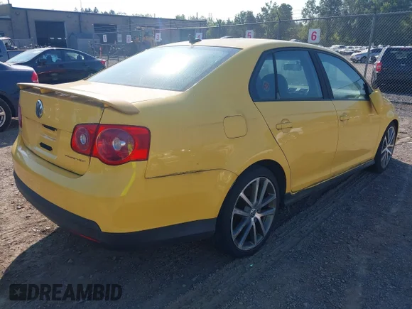 ✅ 2007 Volkswagen Jetta Fahrenheit GLI • VIN: 3VWWJ71K27M168601 • Lot: 43198940. Wystawiony na IAAI z przebiegiem 81 060 mil. Bezpłatny archiwum sprzedaży aukcyjnych z USA i szczegółowy raport historii pojazdu na DreamBid. Zdjęcie 4.