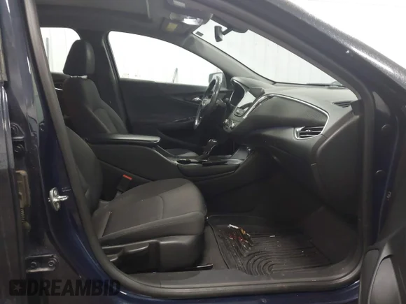 ✅ 2018 Chevrolet Malibu LT • VIN: 1G1ZD5ST1JF126309 • Lot: 44284576. Wystawiony na IAAI z przebiegiem 131 779 mil. Bezpłatny archiwum sprzedaży aukcyjnych z USA i szczegółowy raport historii pojazdu na DreamBid. Zdjęcie 5.