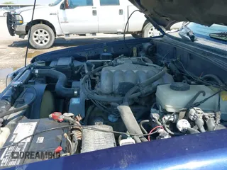 ✅ 2001 Toyota 4Runner SR5 • VIN: JT3GN86R710204630 • Лот: 43113418. Опубликован ранее на IAAI с пробегом 275 100 миль. Бесплатный доступ к архиву аукционных продаж из США и подробный отчёт об истории автомобиля на DreamBid. Изображение 17.