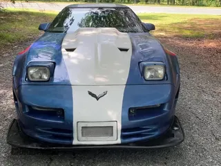 ✅ 1988 Chevrolet Corvette • VIN: 1G1YY2187J5109273 • Lot: 63516345. Listed on Copart with 83,464 mi. Free auction sales archive from the USA and detailed vehicle history report at DreamBid. Image 11.