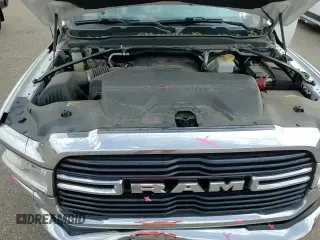 ✅ 2021 Ram 2500 Big Horn • VIN: 3C6UR5JJ6MG627340 • Lot: 71774585. Wystawiony na Copart z przebiegiem 89 960 mil. Bezpłatny archiwum sprzedaży aukcyjnych z USA i szczegółowy raport historii pojazdu na DreamBid. Zdjęcie 14.