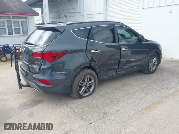 ✅ 2017 Hyundai Santa Fe 2.4L • VIN: 5XYZU3LB9HG493841 • Lot: 44661188. Wystawiony na IAAI z przebiegiem 90 246 mil. Bezpłatny archiwum sprzedaży aukcyjnych z USA i szczegółowy raport historii pojazdu na DreamBid. Zdjęcie 4.