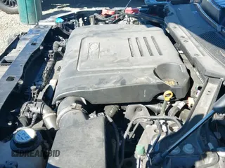 ✅ 2024 Land Rover Defender S • VIN: SALEJ7EX5R2258168 • Lot: 42837323. Listed on IAAI with 28,495 mi. Free auction sales archive from the USA and detailed vehicle history report at DreamBid. Image 22.