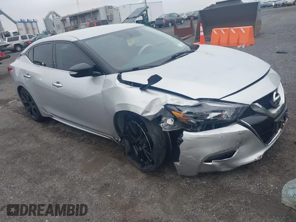 ✅ 2018 Nissan Maxima S • VIN: 1N4AA6AP8JC379562 • Lot: 45531353. Wystawiony na IAAI z przebiegiem 136 500 mil. Bezpłatny archiwum sprzedaży aukcyjnych z USA i szczegółowy raport historii pojazdu na DreamBid. Zdjęcie 1.