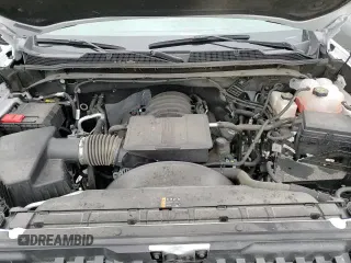 ✅ 2024 Chevrolet Silverado 2500HD • VIN: 1GB4WLE76RF281582 • Lot: 84838294. Wystawiony na Copart z przebiegiem 18 705 mil. Bezpłatny archiwum sprzedaży aukcyjnych z USA i szczegółowy raport historii pojazdu na DreamBid. Zdjęcie 13.