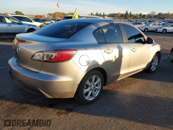 ✅ 2011 Mazda 3 i Touring • VIN: JM1BL1VG4B1401978 • Lot: 43755227. Wystawiony na IAAI z przebiegiem 229 680 mil. Bezpłatny archiwum sprzedaży aukcyjnych z USA i szczegółowy raport historii pojazdu na DreamBid. Zdjęcie 4.