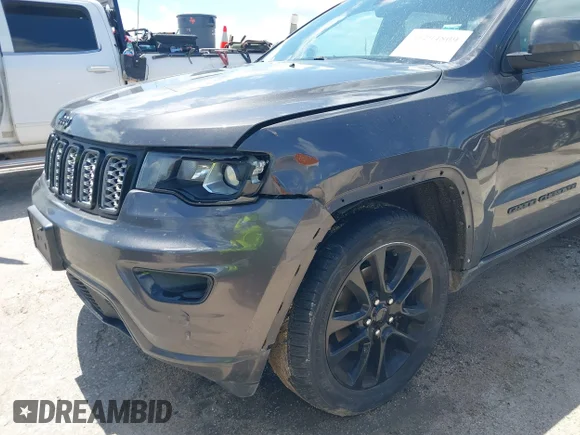 ✅ 2018 Jeep Grand Cherokee Laredo E • VIN: 1C4RJEAG9JC197408 • Lot: 45294809. Wystawiony na IAAI z przebiegiem 117 134 mil. Bezpłatny archiwum sprzedaży aukcyjnych z USA i szczegółowy raport historii pojazdu na DreamBid. Zdjęcie 6.