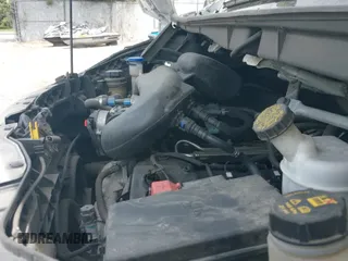 ✅ 2019 Ford Transit • VIN: 1FTBW2CM9KKB43845 • Lot: 42122503. Listed on IAAI with 124,037 mi. Free auction sales archive from the USA and detailed vehicle history report at DreamBid. Image 18.